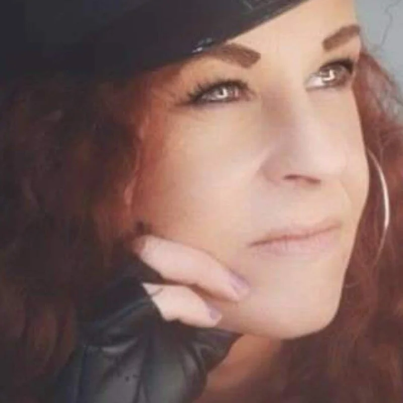 Rozpolcena profile photo