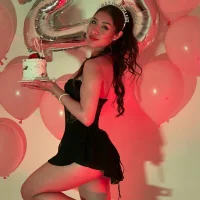 Ivy_Starr_ Adlı Modelin Avatarı