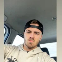 sexymonsteer 的個人資料圖片