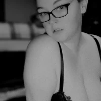 MissxCurvyxKate's Avatar Pic