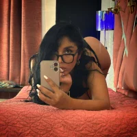 Phòng Chat Ngoại tuyến _miaquevedo_