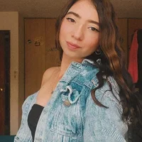 LisaEmily_pink's Profile Pic