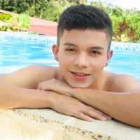 AndyFame1 Adlı Modelin Avatarı