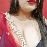 AYESHA-28's Avatar Pic