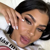 missxrated's Offline Chat Room