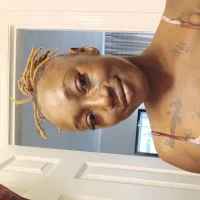 MsBIGGIEbaby Φωτ, Προφίλ