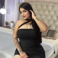RoseJenner live cam model