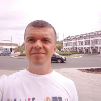 VladLenzzz Φωτ, Προφίλ