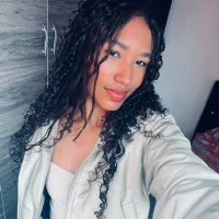 kiara_14's Profile Pic