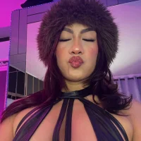 SabrinnaTaylor Adlı Modelin Avatarı
