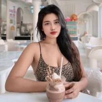 LulaVanorder এর প্রোফাইল ছবি