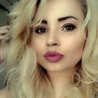 SweetAnnya এর প্রোফাইল ছবি