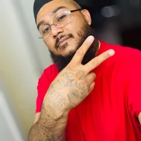 NoteworthyMorale9's Profile Pic