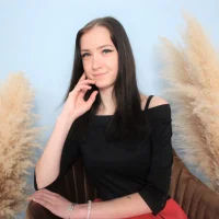 KatharineLewis5's Profile Pic