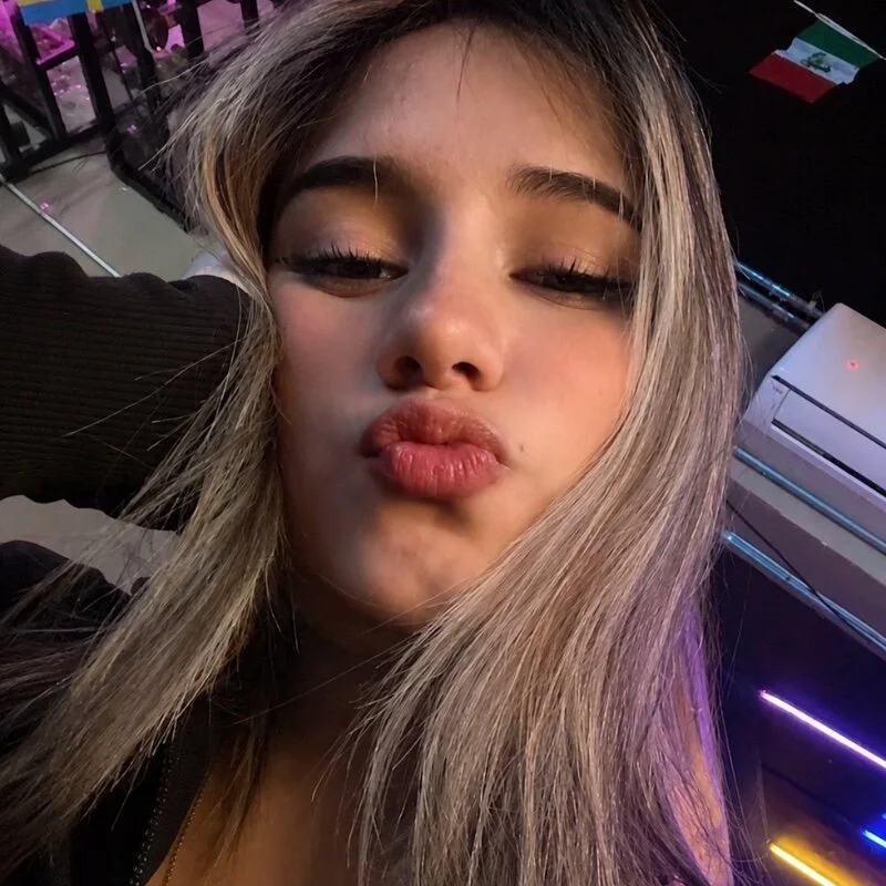 Lunny_Rosse profile photo