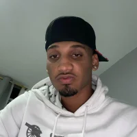 michael_jordanx's Profile Pic