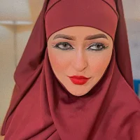 Queen_Zahira офлайн чат стая