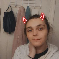 Mothandsmoke's Profile Pic