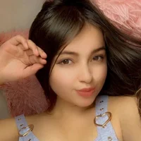 nikol_miller_'s Profile Pic
