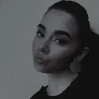 BeckyEmbury's Profile Pic