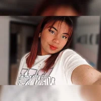 Sherie_18's Profile Pic