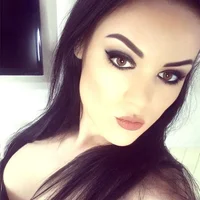 kira_graham 的個人資料圖片