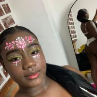 Ebony_hotcol