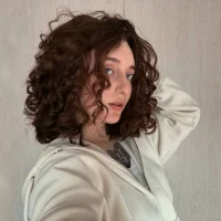 Delora_Romano's Avatar Pic