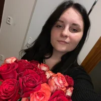 EmmaKinhh's Profile Pic