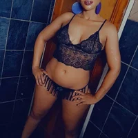 SLOPPYBITCHESXX's Profile Pic