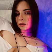 miaalluree's Profile Pic