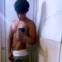 Slika avatara modela jamescurly00