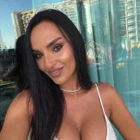 Lenadream30's Avatar Pic