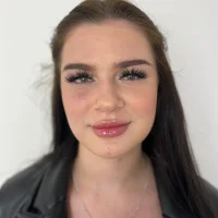 CarolineCook's Profile Pic