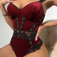 ---YURI--- Φωτ, Προφίλ