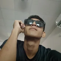 Slika avatara modela maximoluna