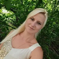 AlisaDeam's Avatar Pic