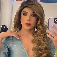 صورة الملف الشخصي لـ corina_holland