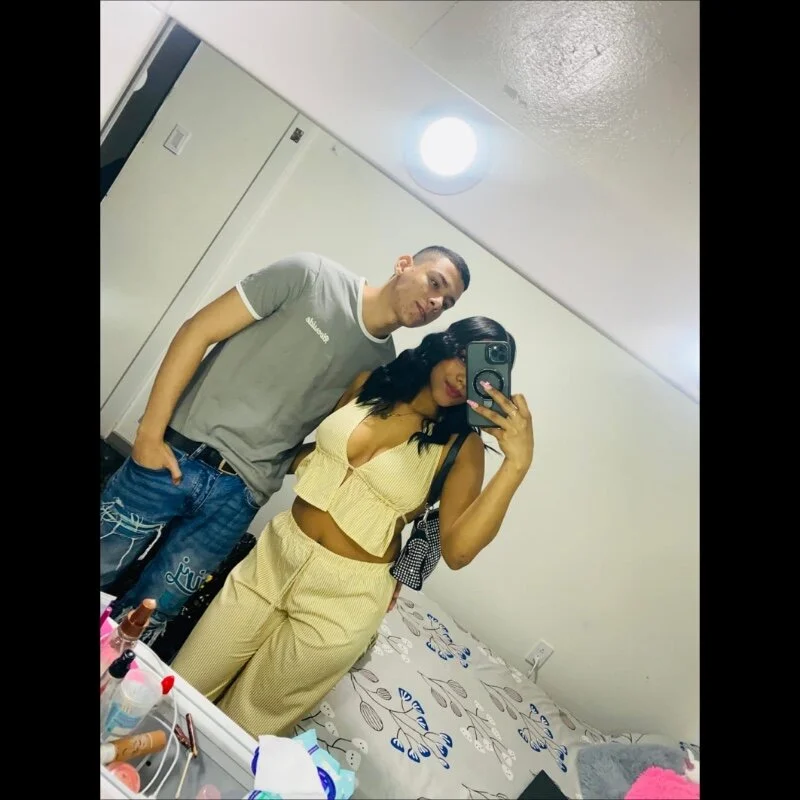 Valentina_and_sneider_ profile photo