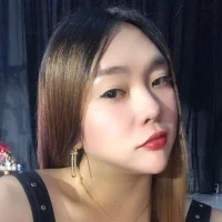 Allyssa_Kitamori webcam