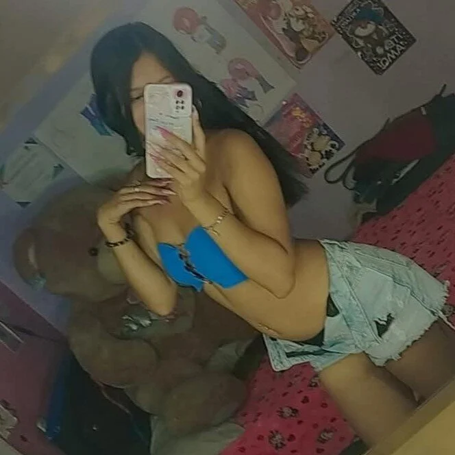 mia__tomson profile photo