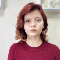 LynetEllson's Profile Pic