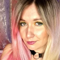 LizziSky's Profile Pic