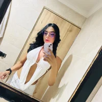 Ảnh Đại Diện salome_Collins_1