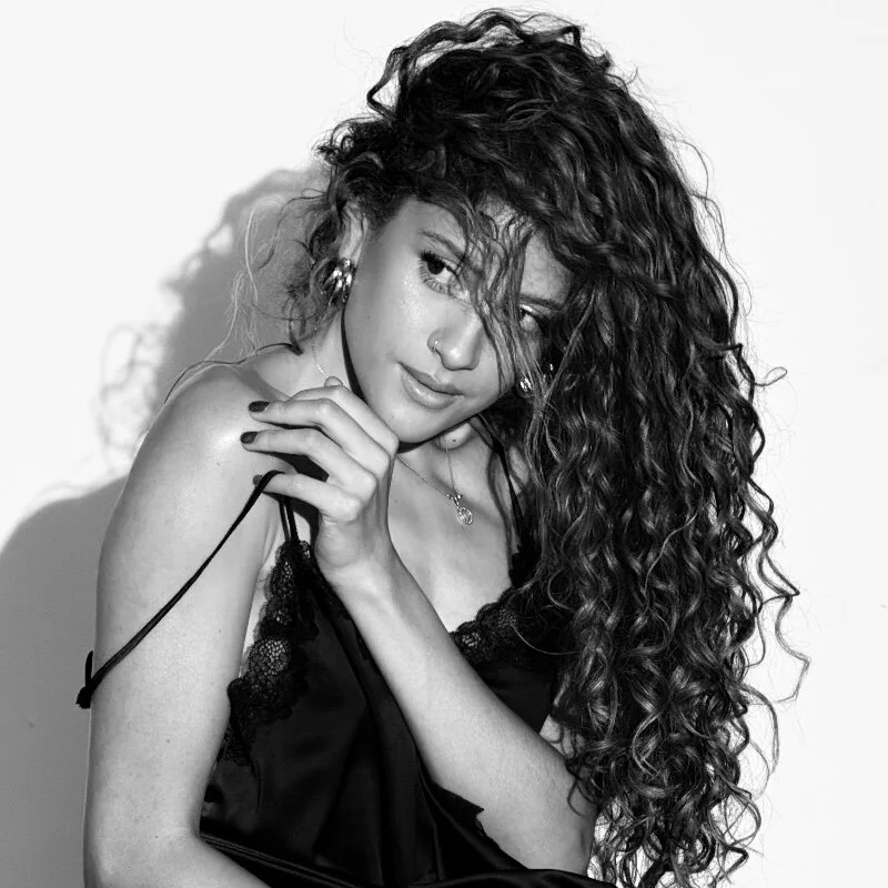 alana15's nudes and profile