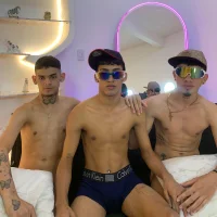 BLONDON_BOYS's Profile Pic