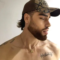azziel7's Profile Pic