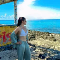 isa_cereza05's Avatar Pic