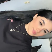 kandy_23's Profile Pic