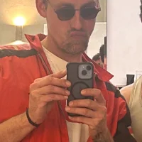 doubletroubles_ 离线聊天室